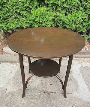 Masa Thonet Mundus Borlova