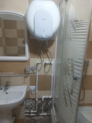 Instalați sanitare 