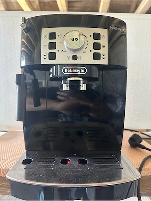 De Longhi Magnifica S
