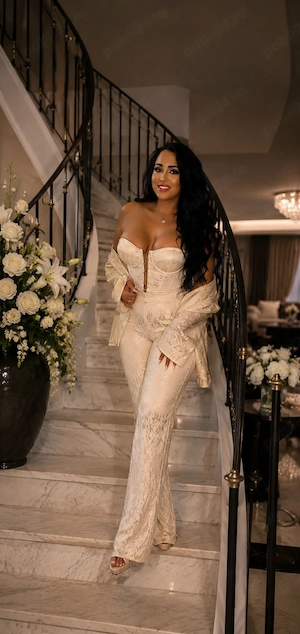 Bună, sunt Cristina.   Pozele sunt 100% reale. Eleganță, discreție și rafinament. Disponibilă non-st