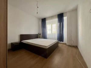  Apartament 4 camere, 77 mp utili, etaj 1, decomandat - zona Liceul Auto - imagine 3