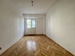  Apartament 4 camere, 77 mp utili, etaj 1, decomandat - zona Liceul Auto - imagine 4