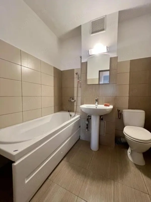  Apartament 4 camere, 77 mp utili, etaj 1, decomandat - zona Liceul Auto - imagine 6