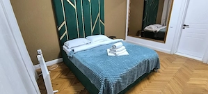 Regim Hotelier Piata romana! - imagine 5
