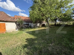 Casă cu 3 camere și un teren de 4100 mp - imagine 8
