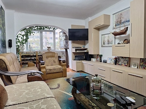 Vând apartament 4 camere  - imagine 8