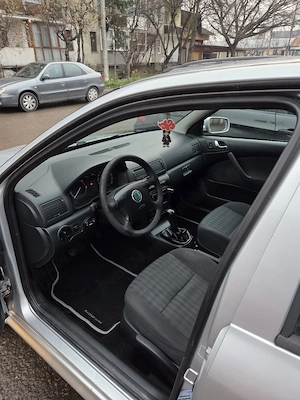 skoda octavia - imagine 3