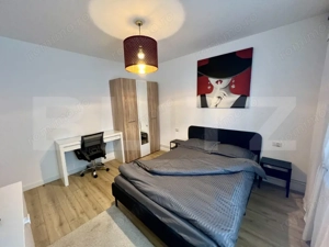 Apartament 2 camere, 58 mp, etaj 3, centrala si AC, zona 1 Mai 