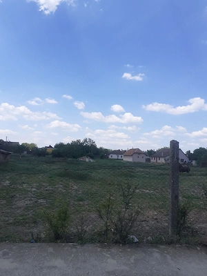 Teren de vanzare