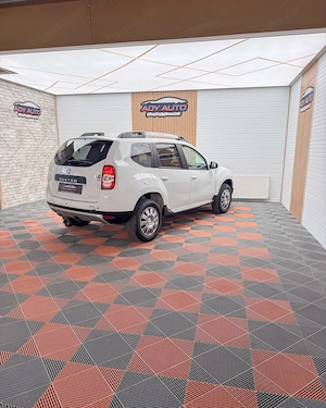 DACIA DUSTER  . 4 4 ( la buton ) . 1,5 DCI   Euro 6 . An 2017 Noiembrie . RAR+ITP . Garantie 12 luni - imagine 3