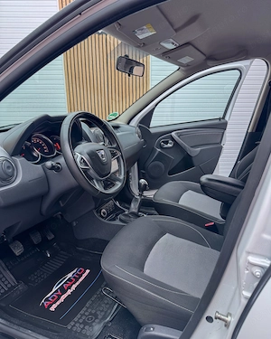 DACIA DUSTER  . 4 4 ( la buton ) . 1,5 DCI   Euro 6 . An 2017 Noiembrie . RAR+ITP . Garantie 12 luni - imagine 10
