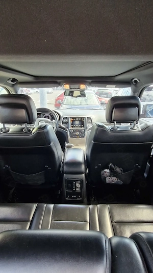 Vând Jeep Grand Cherokee varianta Overland - imagine 7