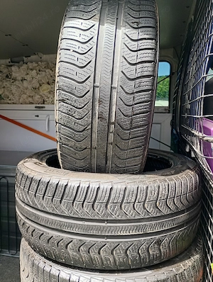 Cauciucuri 225/45/17 Allseason Pirelli DoT 2017