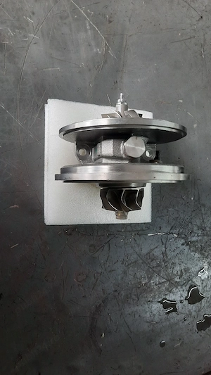 Miez cartus turbina Mercedes Om642  - imagine 2