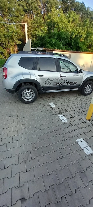 Vand Dacia Duster 2014 1.6 105 cai benzina 186.000km - imagine 5
