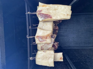 Vând Slănină De Porc Proaspăt Afumată !!!