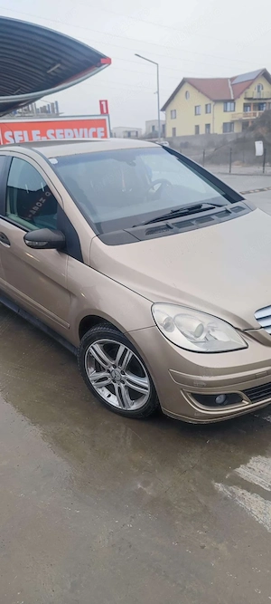 Mercedes B class B170 - imagine 2