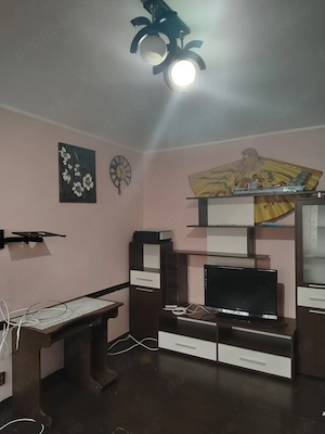 Apartament 2 camere, zonă bună - imagine 4