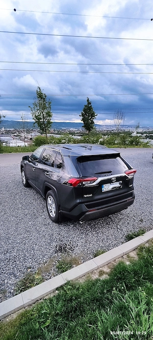 Toyota RAV4 hybrid AWD - imagine 4