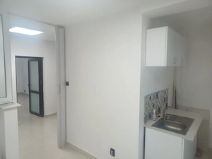 Apartament 4 camere zona Calea Calarasi - imagine 3