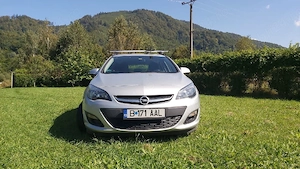 Opel Astra Sports Tourer - imagine 3
