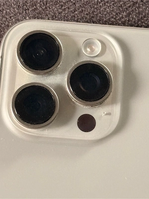 iPhone 15 Pro Max 512GB pentru piese   display defect   iCloud