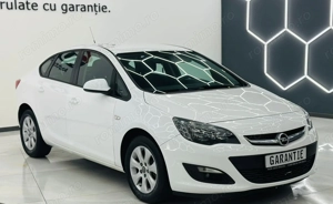 OPEL ASTRA - imagine 2