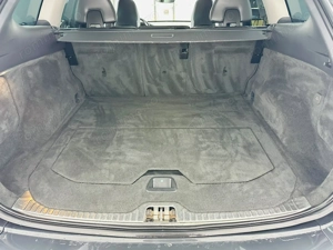 VOLVO XC60 - imagine 17