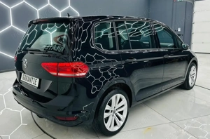 VOLKSWAGEN TOURAN 2019 1.6D E6 Garantie 12 Luni Rate Avans 0 Doar Cu Buletinul - imagine 4