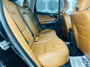 Volvo XC60 - imagine 7