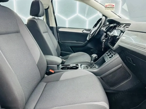 VOLKSWAGEN TOURAN 2019 1.6D E6 Garantie 12 Luni Rate Avans 0 Doar Cu Buletinul - imagine 18
