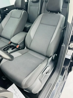 VOLKSWAGEN TOURAN 2019 1.6D E6 Garantie 12 Luni Rate Avans 0 Doar Cu Buletinul - imagine 20