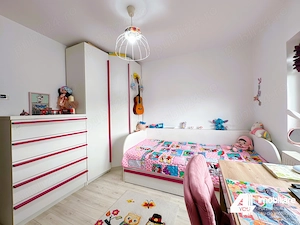 Apartament 3 camere complet renovat, mobilat și utilat   Confectii, Arad - imagine 8