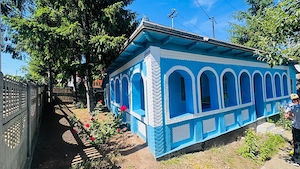 Vând casă cu teren 