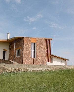 casa semifinisata, cu totul diferita, in varf de deal, de vanzare - imagine 7