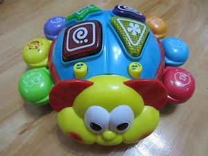 Buburuza interactiva cu functie sonora, Bump&Go-ieftina