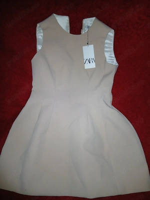 Rochie ZARA Elegantă - Model Fit & Flare - Nouă cu Etichetă