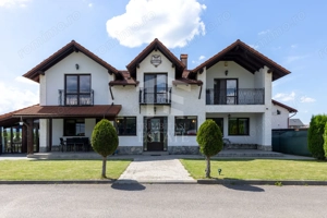 RASNOV| Cladire multifunctionala | De Vanzare | 350 mp | Vad comercial - imagine 2