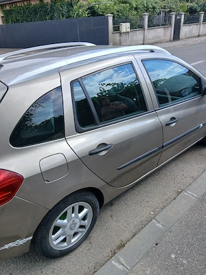 De vinzare  Renault Clio 3 break - imagine 2