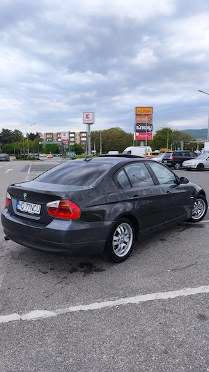 BMW E90 318i (Benzină)  - imagine 3
