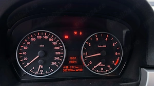 BMW E90 318i (Benzină)  - imagine 7