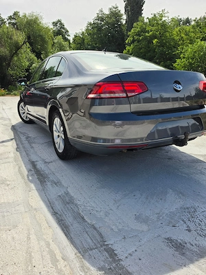 Volkswagen Passat - imagine 6