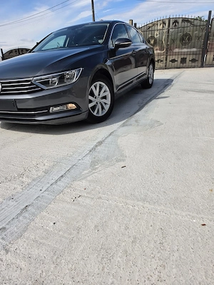Volkswagen Passat - imagine 4