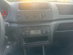Vand Skoda Praktik 1,2 Benzina an 2011 - imagine 7