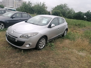 Vând Renault Megan 3 - imagine 2