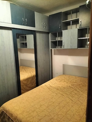 Vând două apartamente cu 2 și 3 camere 