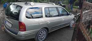 Vand auto renault megane - imagine 10