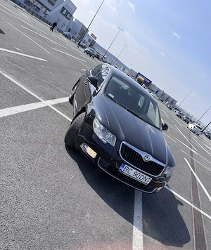 Skoda Superb 2 - imagine 2
