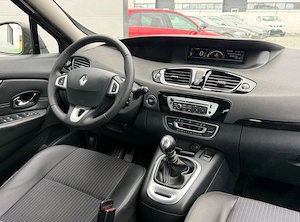 Renault Scenic 1.5dCi Expression - imagine 14