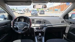 Hyundai Elantra 2017 diesel - imagine 3